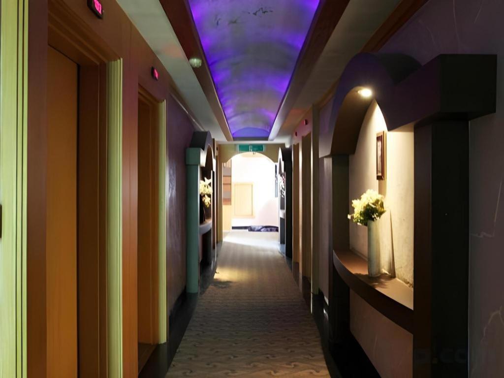 Valentine Hotel Goyang Bagian luar foto